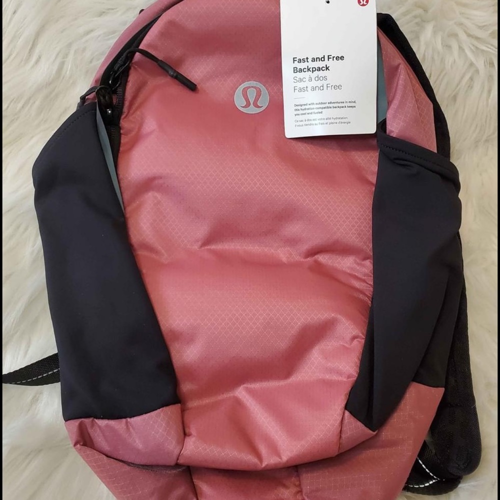 13 L, Lululemon fast and free backpack, NWT